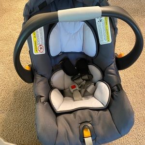 Infant car seat with base